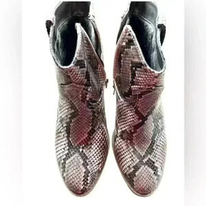 Crochet Snakeskin Cowgirl booties